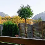 Gaestehaus Zur Faerbe Апартаменты *